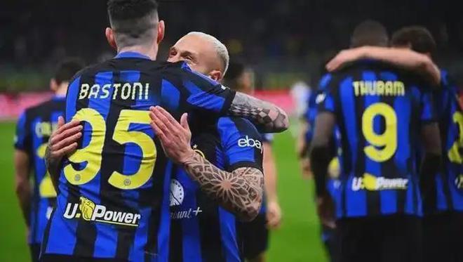 包含乌迪内斯客场战平沙勒罗，保持unbeaten的词条