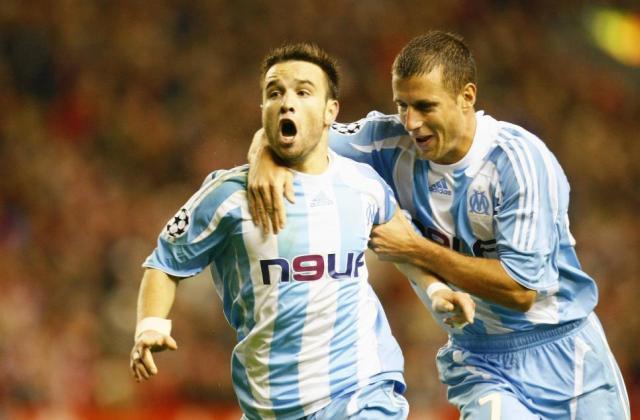 包含波尔多主场惨败于亚眠，陷入连败泥潭的词条