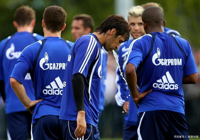 沙尔克客场惨遭对手反超，遭遇失利