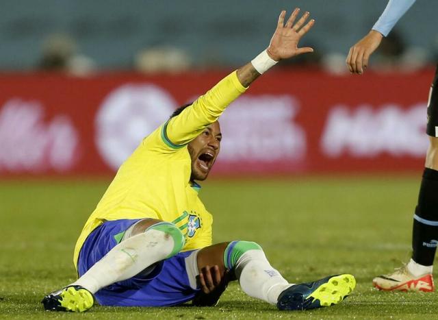 开云体育平台APP-2025年俱乐部世界杯：阿尔希拉尔全队备战内幕的简单介绍