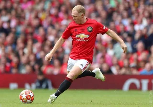 维斯特进球成为胜利英雄,帮助球队取胜 维斯特进球成为胜利英雄,帮助球队取胜