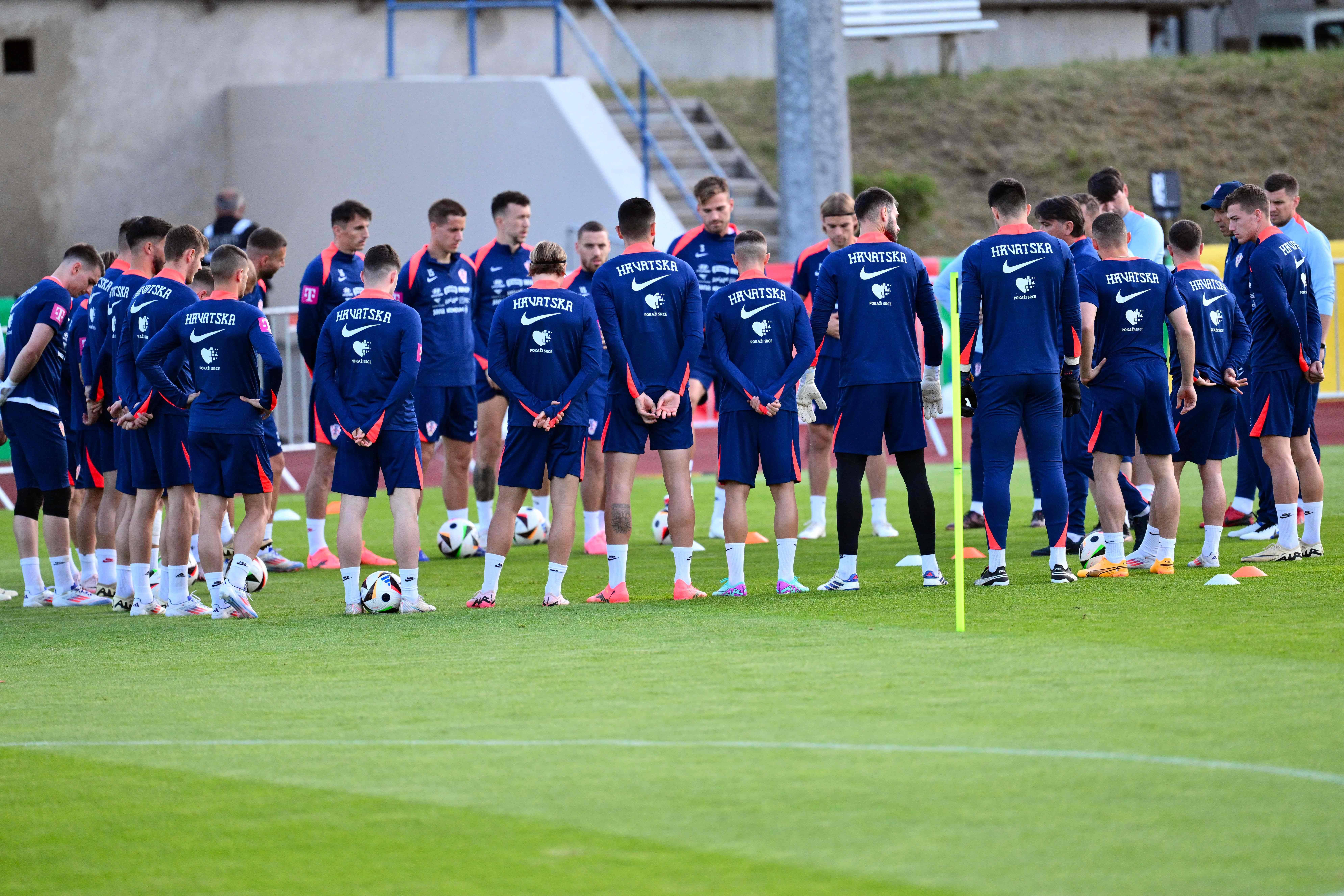 关于克罗地亚队力克俄罗斯队获得国际足球胜利的信息