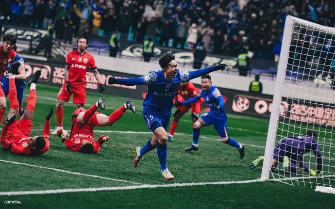 全红战：上海申花挑战广州富力的简单介绍