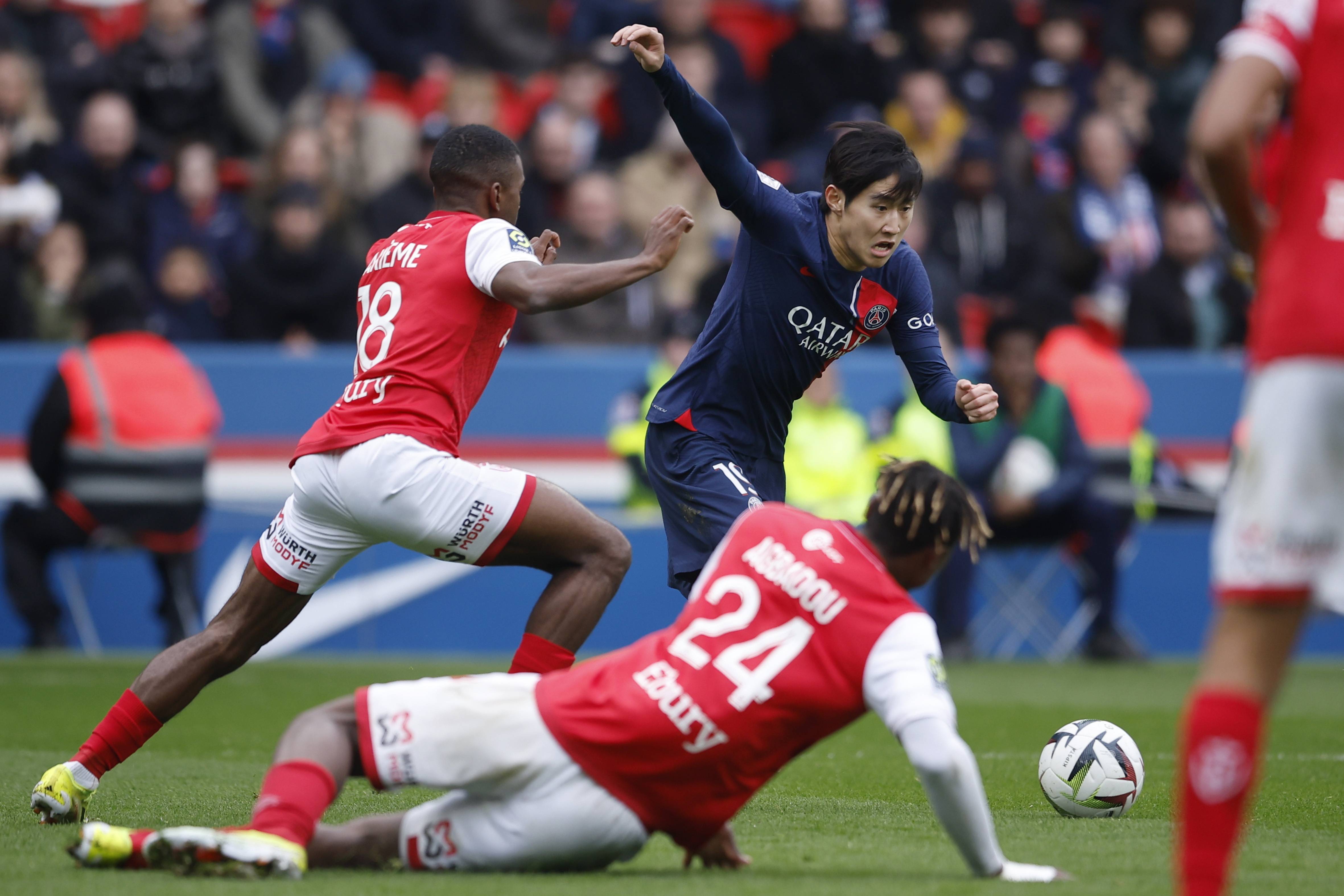 巴黎圣日耳曼球员伤愈复出,战力重现 巴黎圣日耳曼球员伤愈复出,战力重现