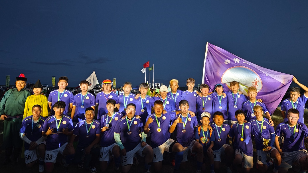 赛场上球队表现出色引发赞誉