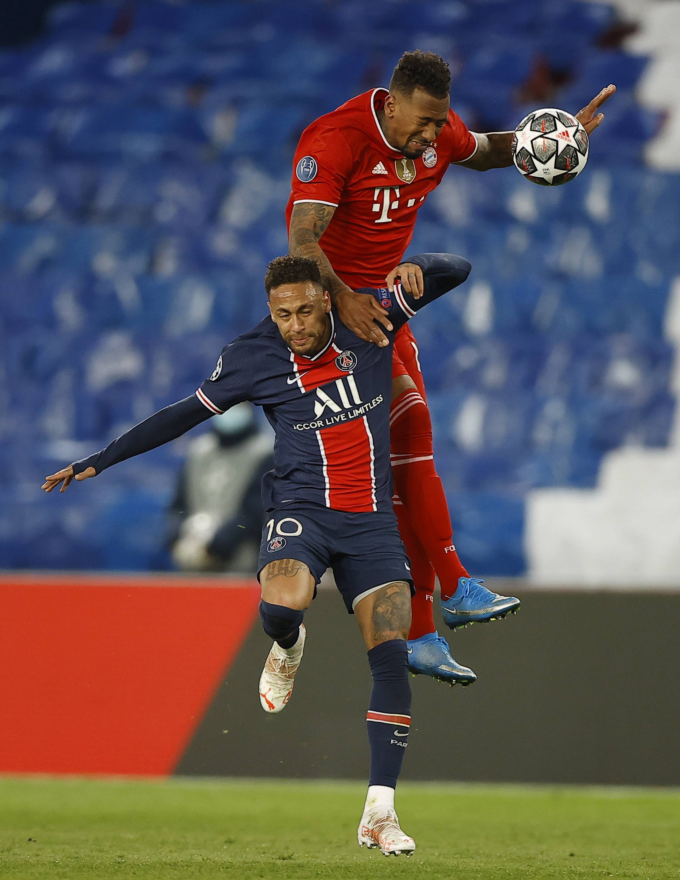 开云下载-包含新援双双进球：巴黎圣日耳曼携手晋级的词条