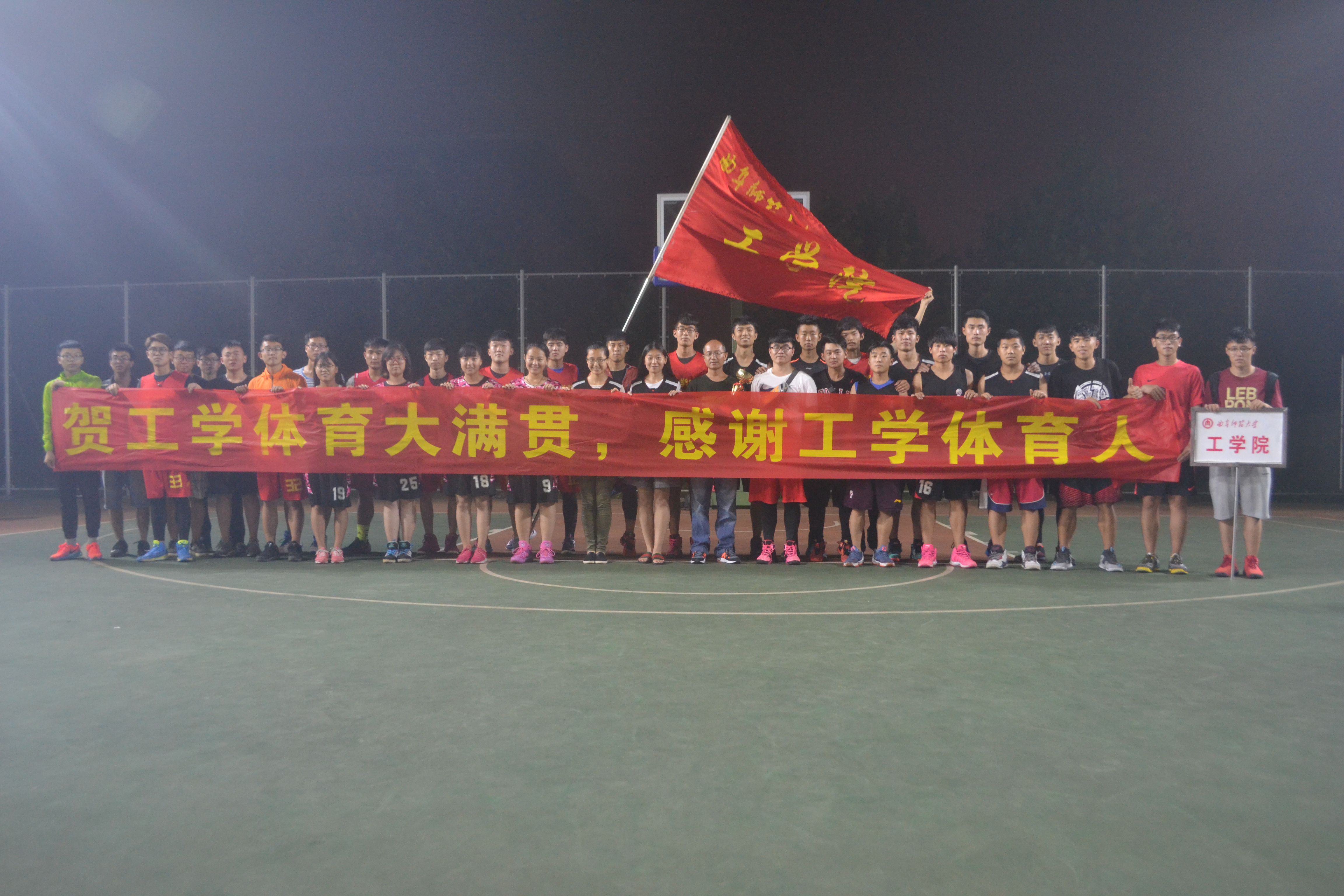 包含肯尼亚长跑选手势如破竹,夺得亚军的词条 包含肯尼亚长跑选手势如破竹,夺得亚军的词条