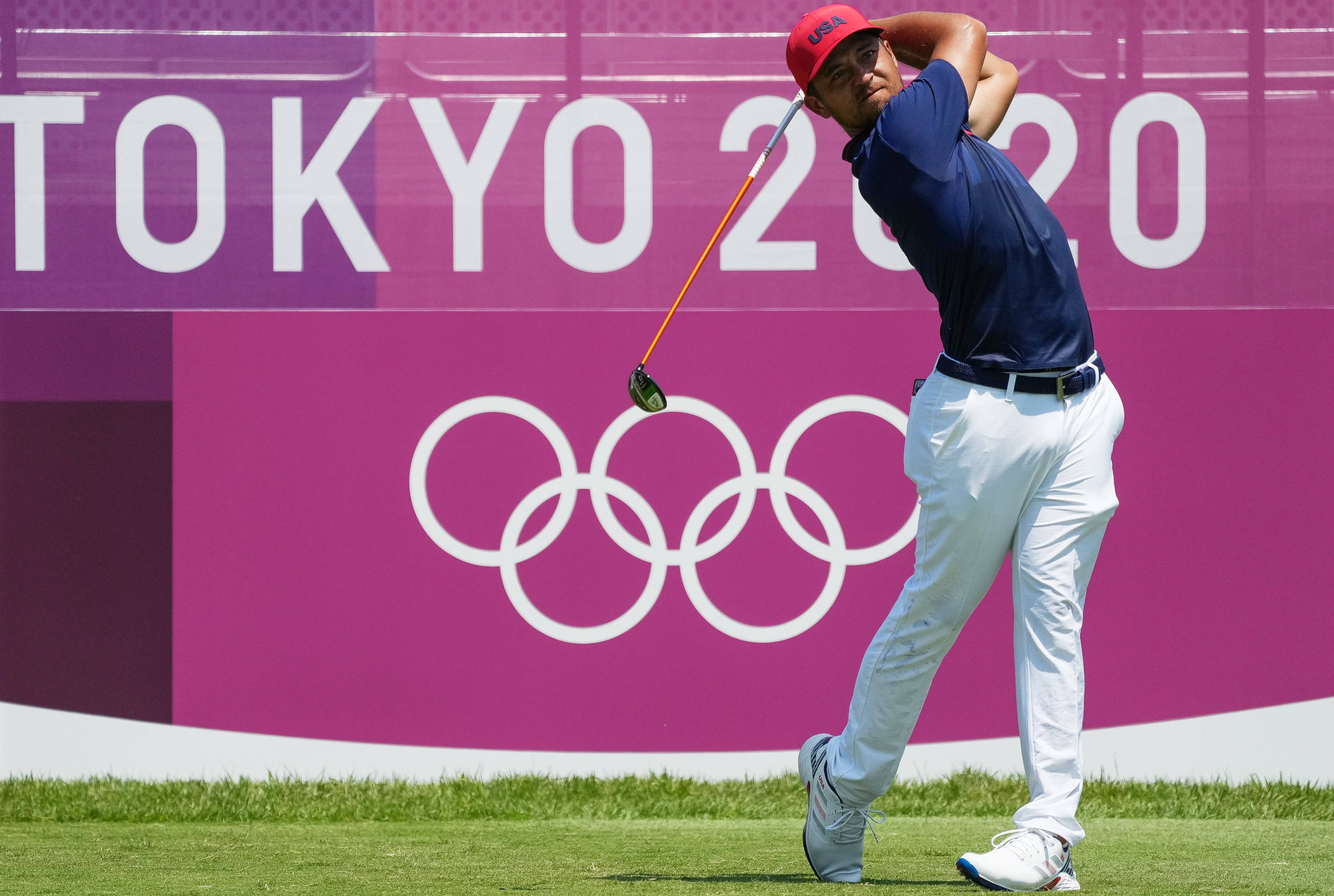 美国选手坚忍不拔，接连取胜