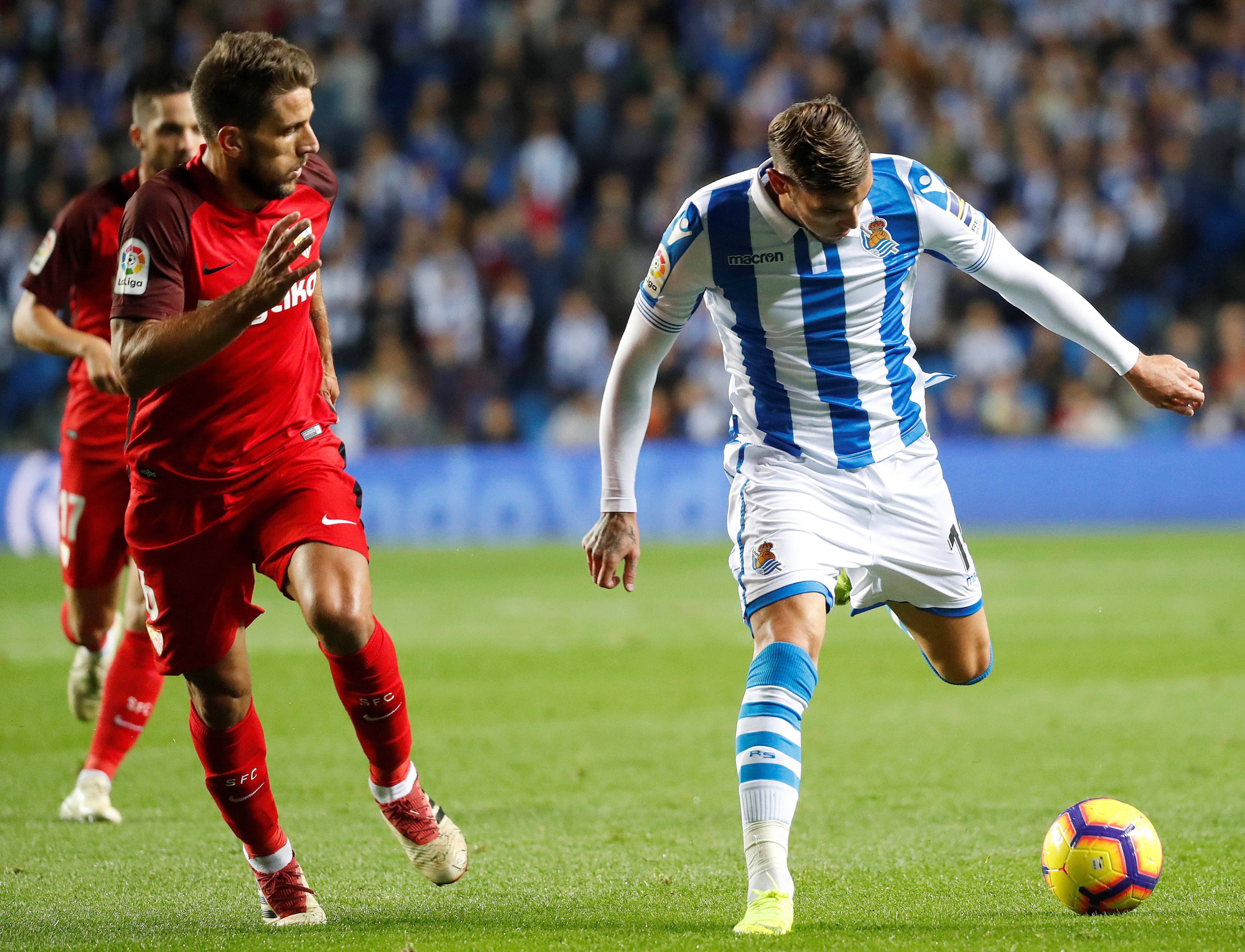 纽卡斯尔联表现出色,取得胜利 纽卡斯尔联表现出色,取得胜利