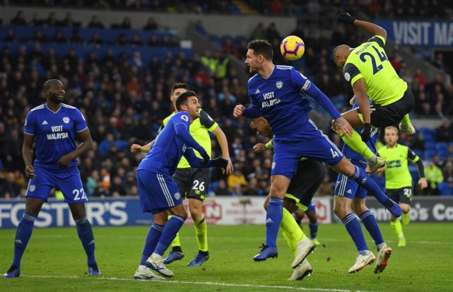 卡迪夫城客场击败对手,继续为保级奋斗 卡迪夫城客场击败对手,继续为保级奋斗