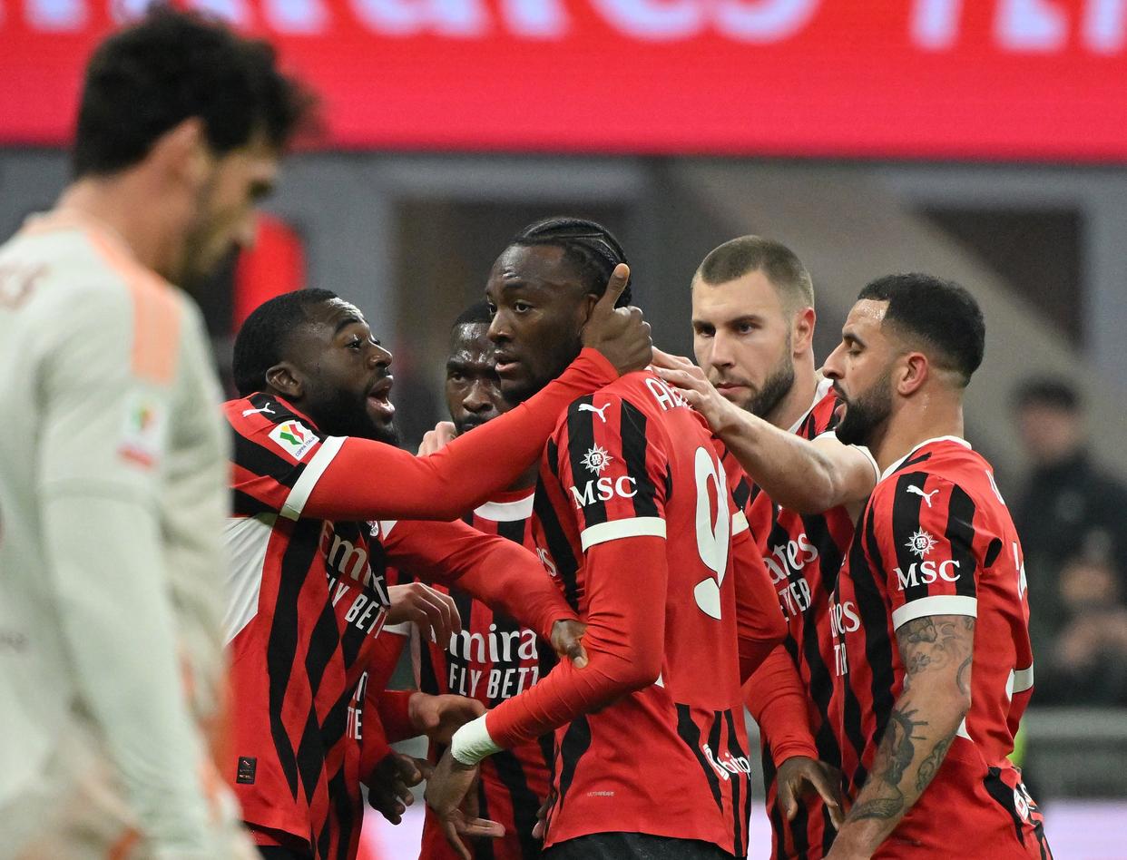 意大利足球职业联赛的热门对决即将引爆球迷热情