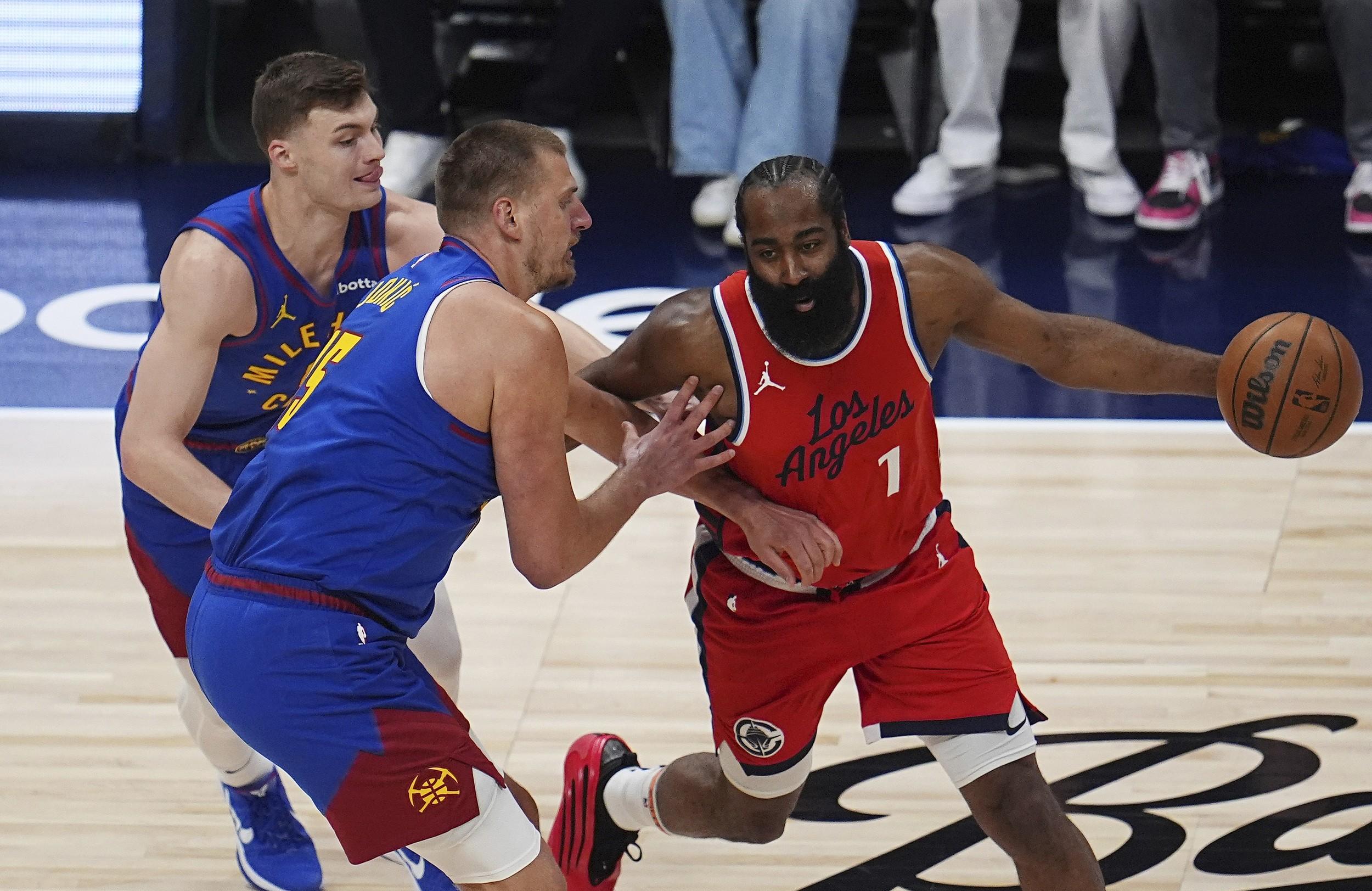 步行者主场击败太阳,全队表现出色 步行者主场击败太阳,全队表现出色