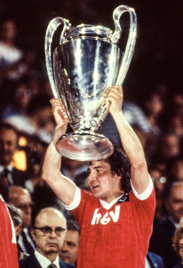 马加特堡主场逼平对手,争夺平局 马加特堡主场逼平对手,争夺平局