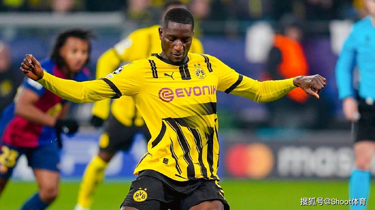 关于多特蒙德门将神勇,助球队保持不败的信息 关于多特蒙德门将神勇,助球队保持不败的信息