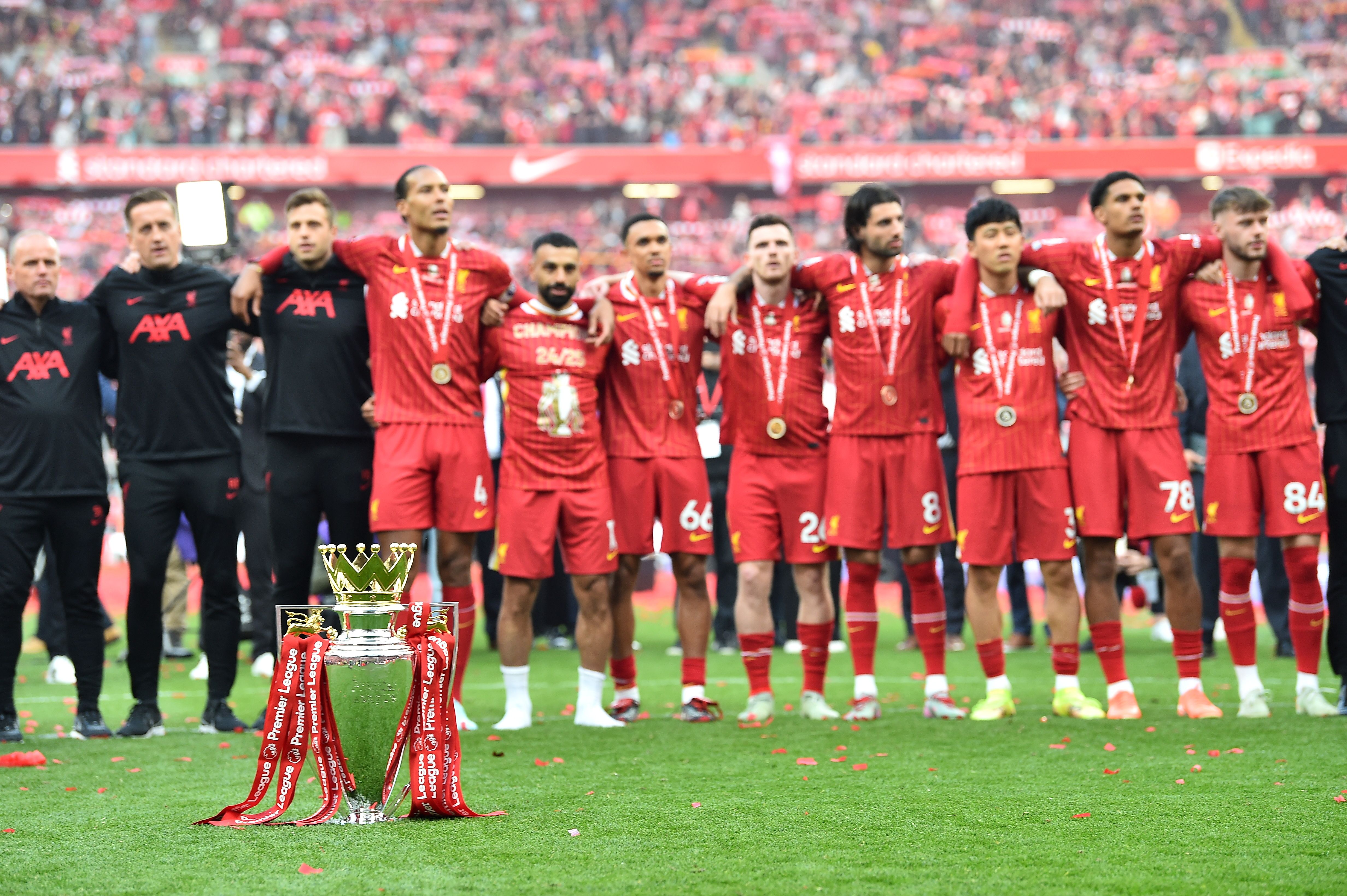 球员们展现出色技艺，力求为球队夺冠