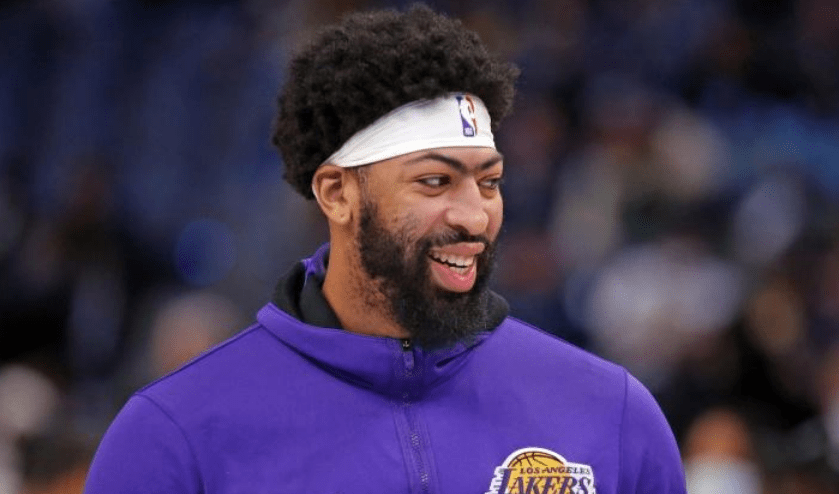 新科王者登顶，绿军成就逆袭传奇