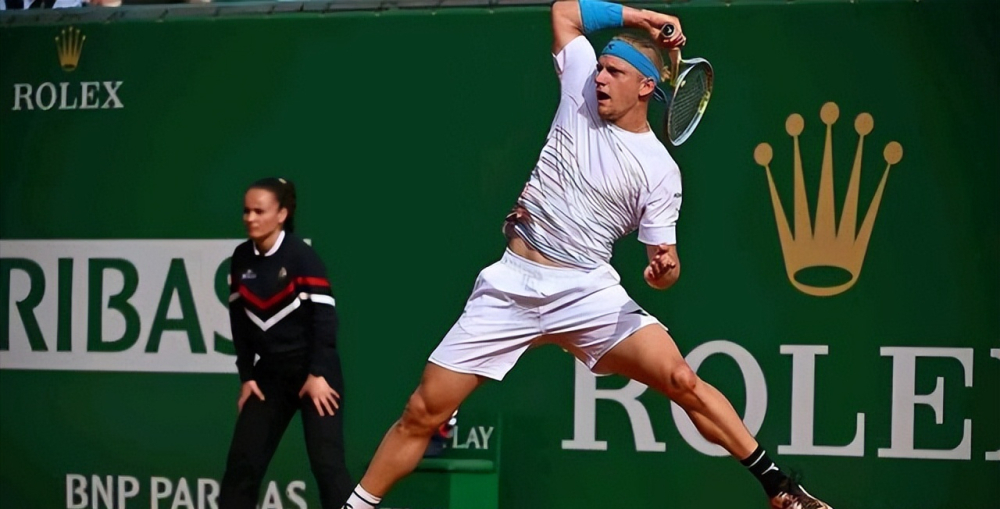 IG轻取HKA，Zeus打出惊人五杀激烈交锋四强赛，强势挺进下一轮的简单介绍