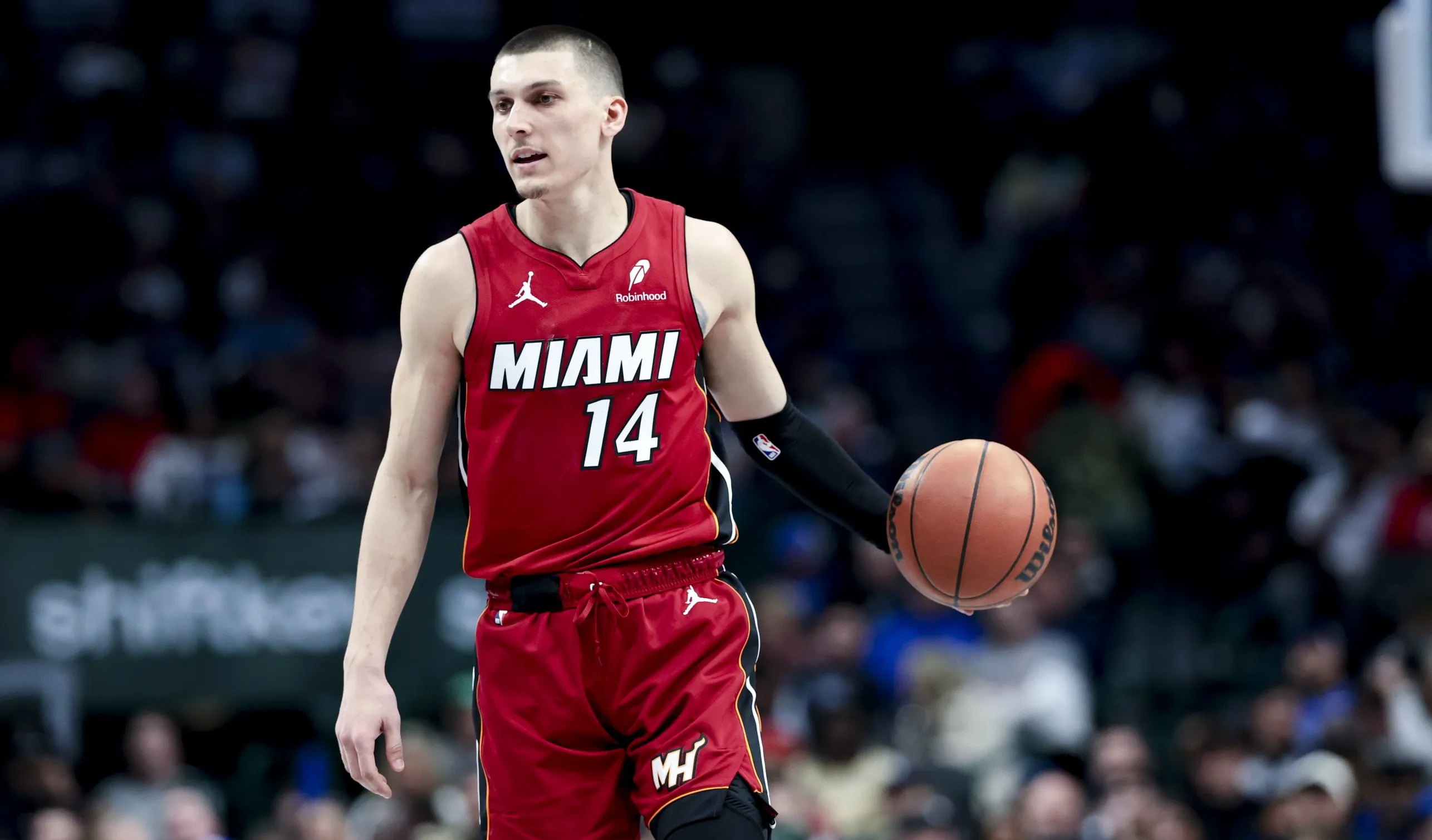 热火队老将伤愈复出，为球队注入活力