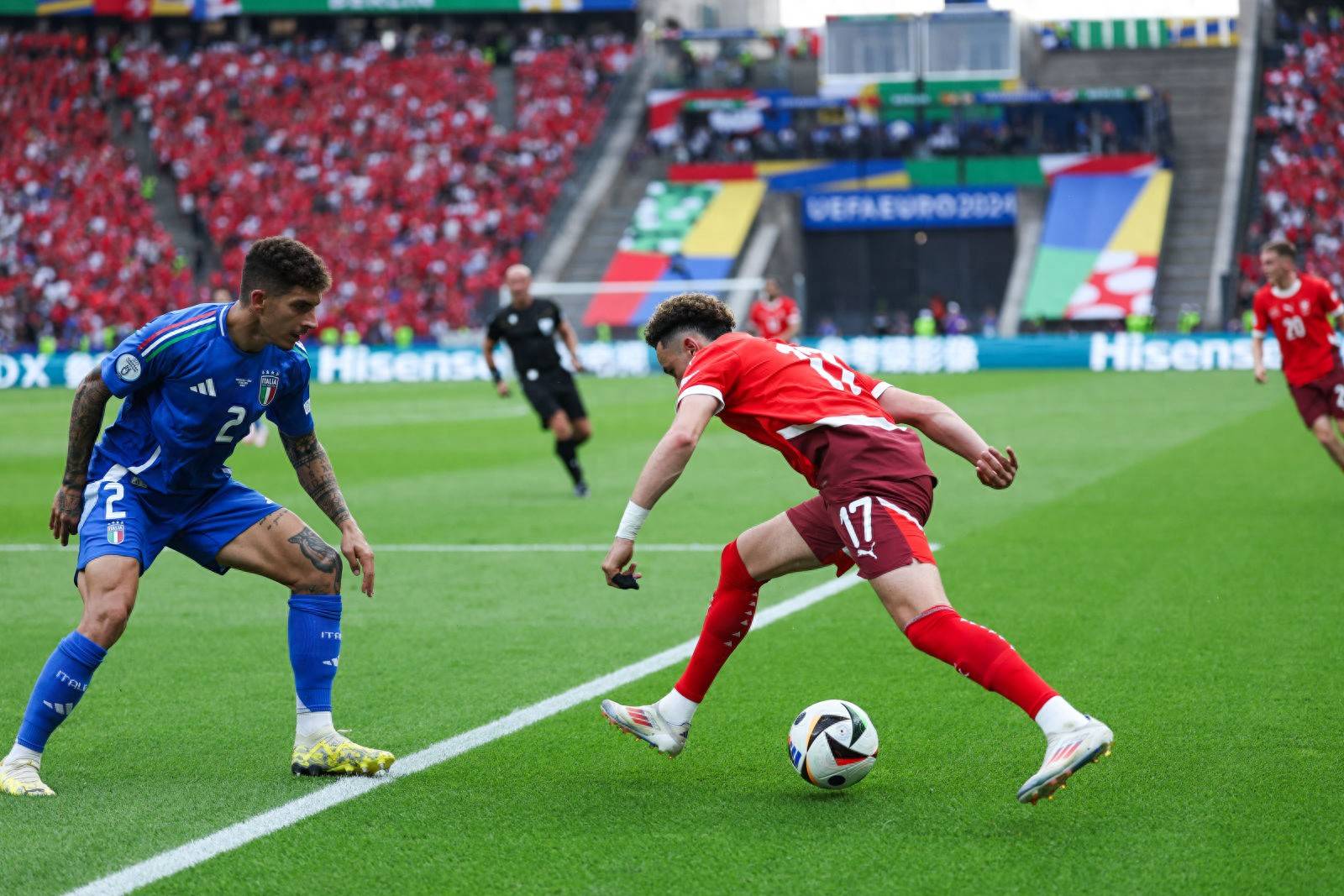 欧洲杯预选赛看点多球员素质日益提高