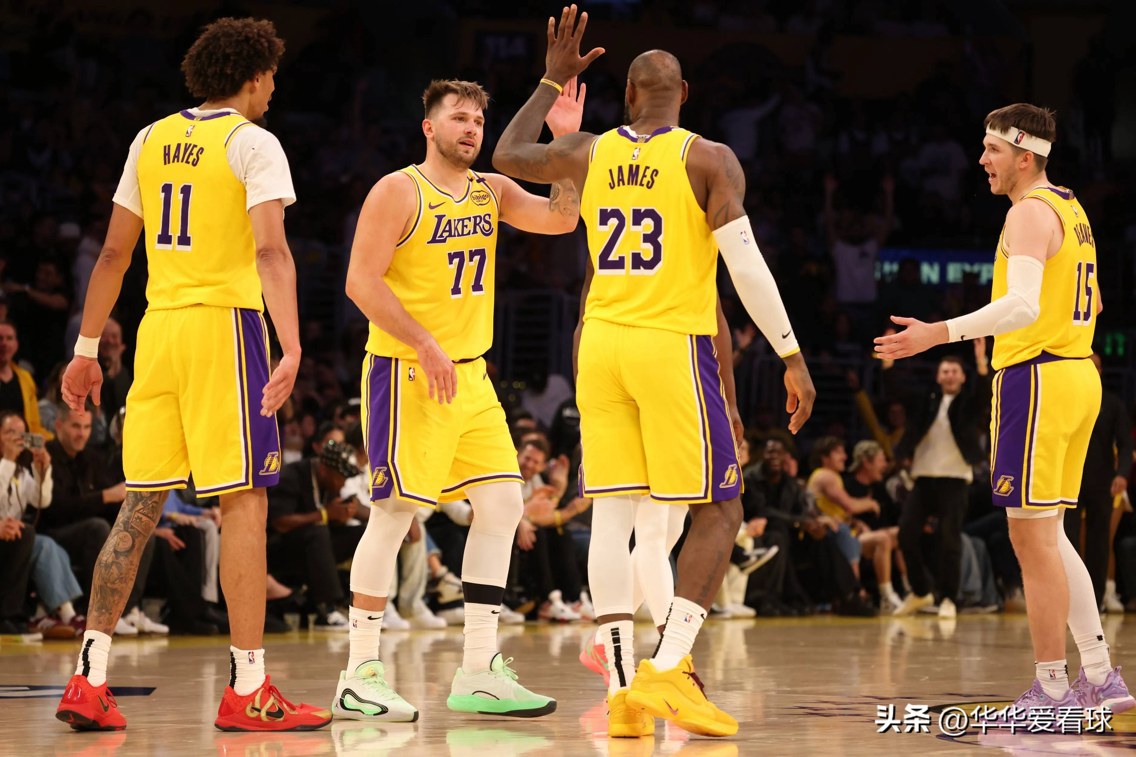 NBA新赛季进行中，湖人豪取六连胜的简单介绍