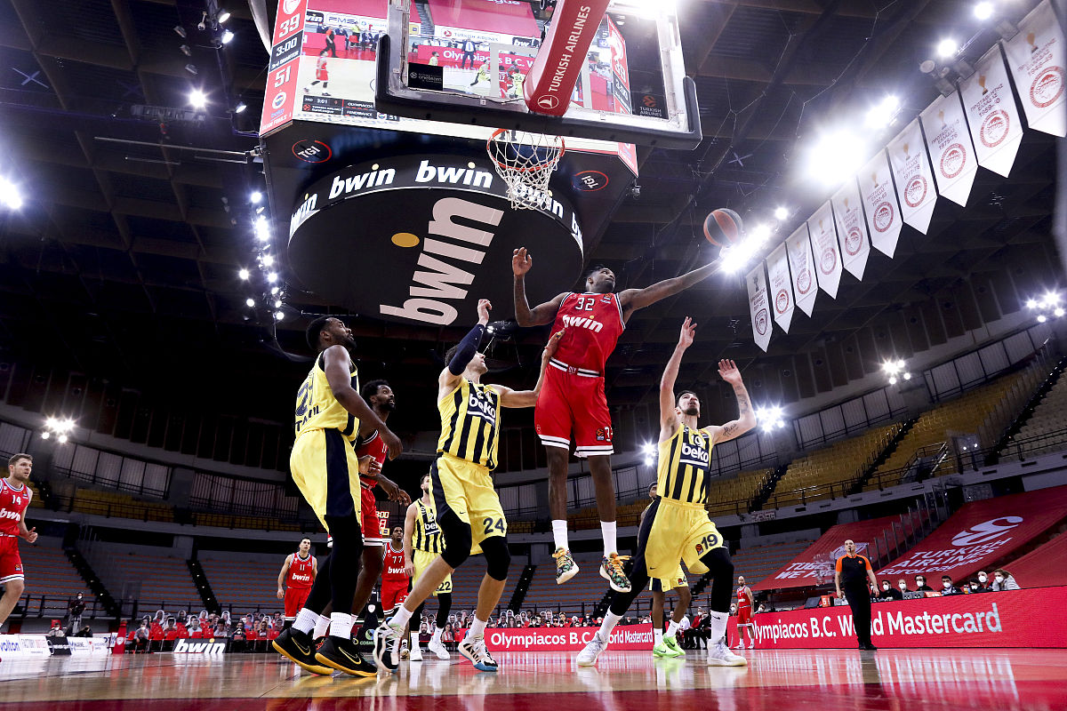 关于开拓者队主场胜快船扳平系列赛的信息