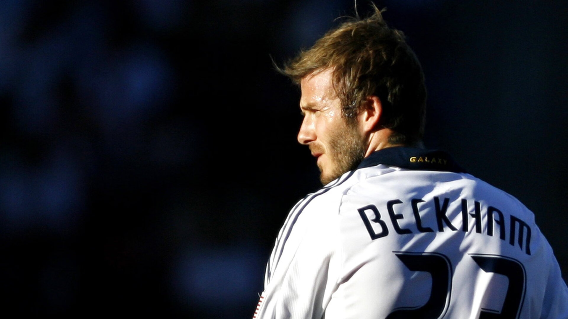 冰火双线，孔德用纪录冰封质疑，委内瑞拉以火焰战车碾过南非