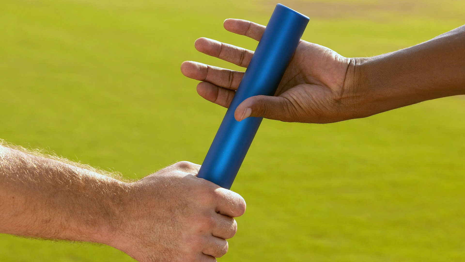 逆转与统治，红牛二队的逆袭与维斯塔潘的火热统治